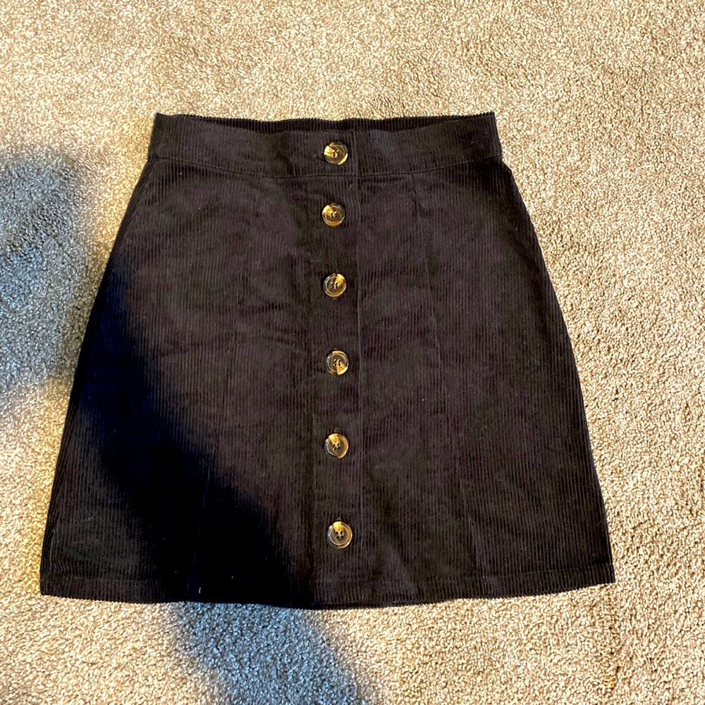 Francesca’s BNWT black button up skirt size XS